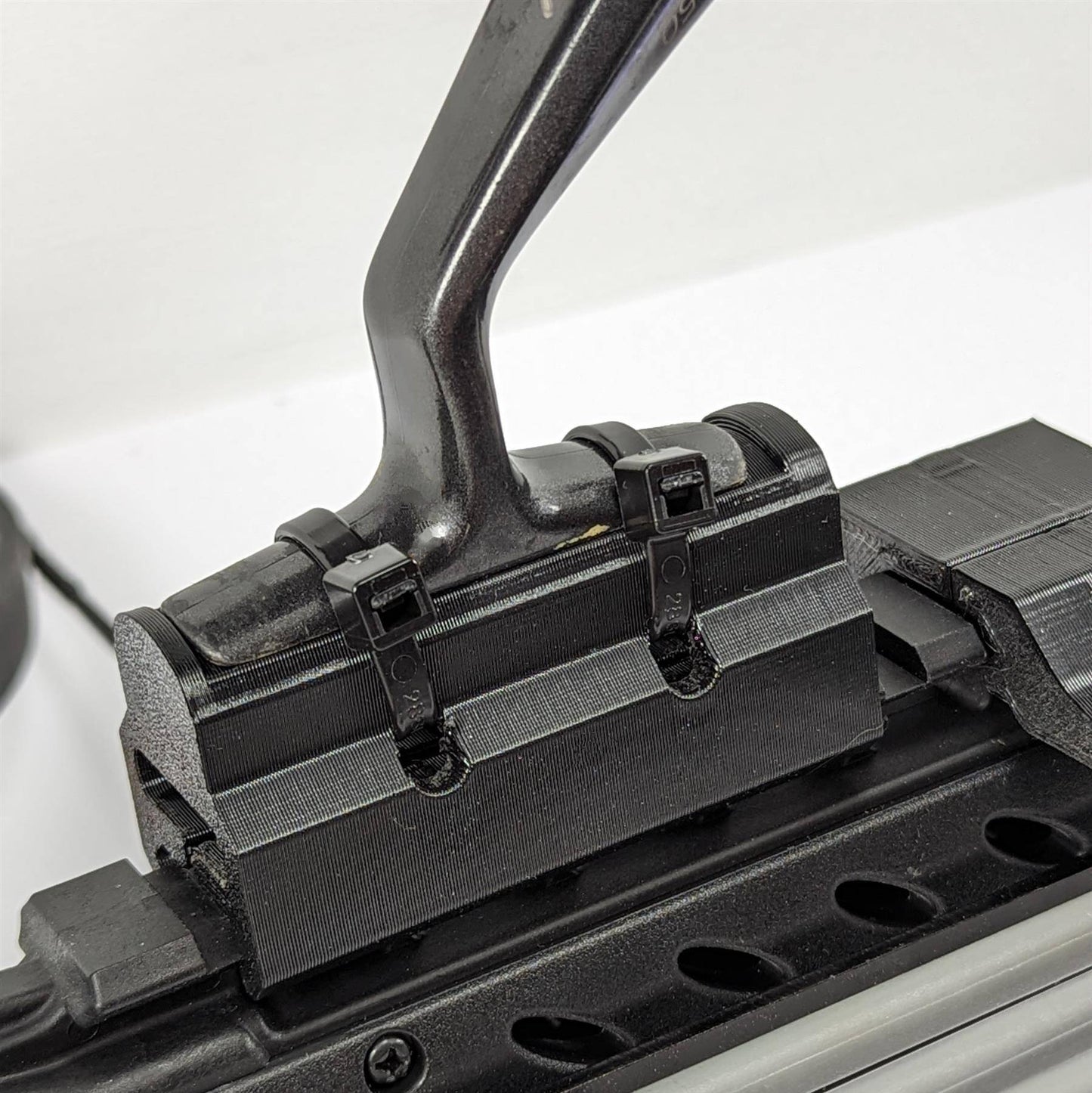 Picatinny Fishing Reel Mount Bracket Holder For 20mm Rail
