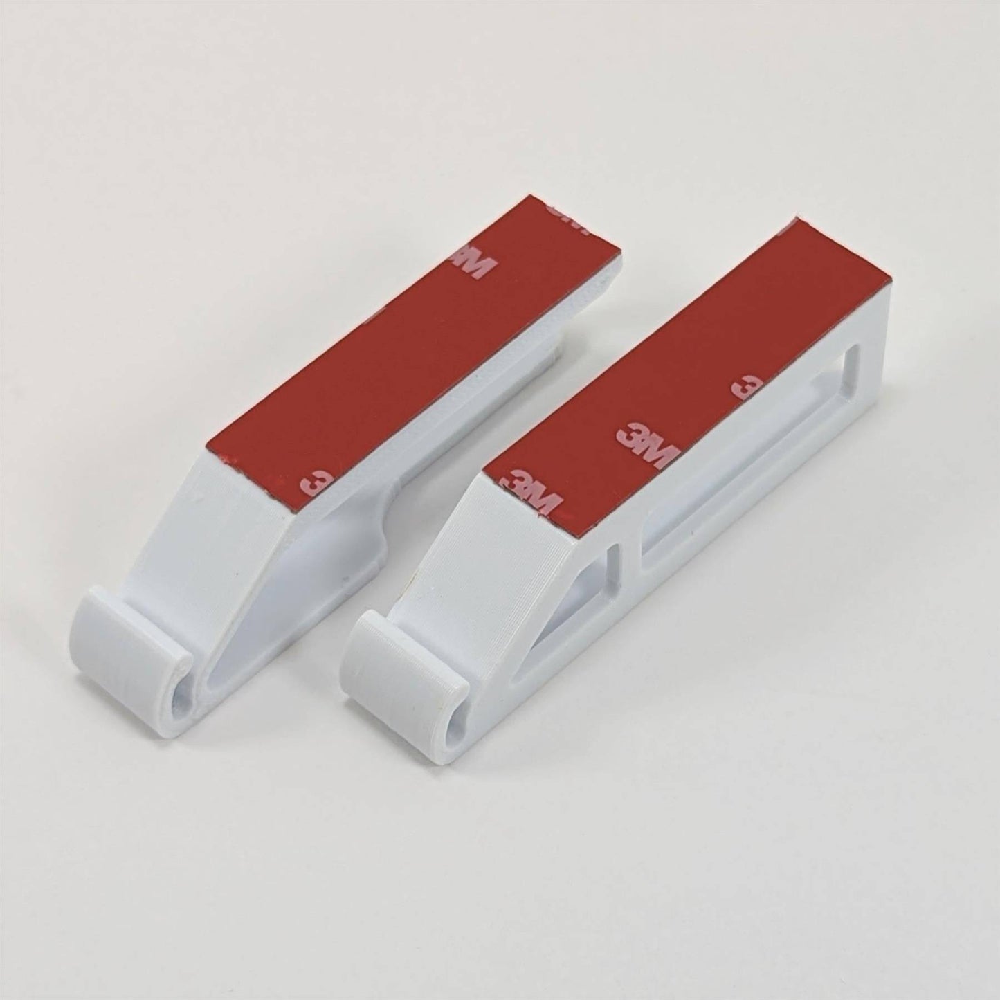 Tablet Wandhalterung Universal mit Kabelhaken (bis 19mm Dicke)