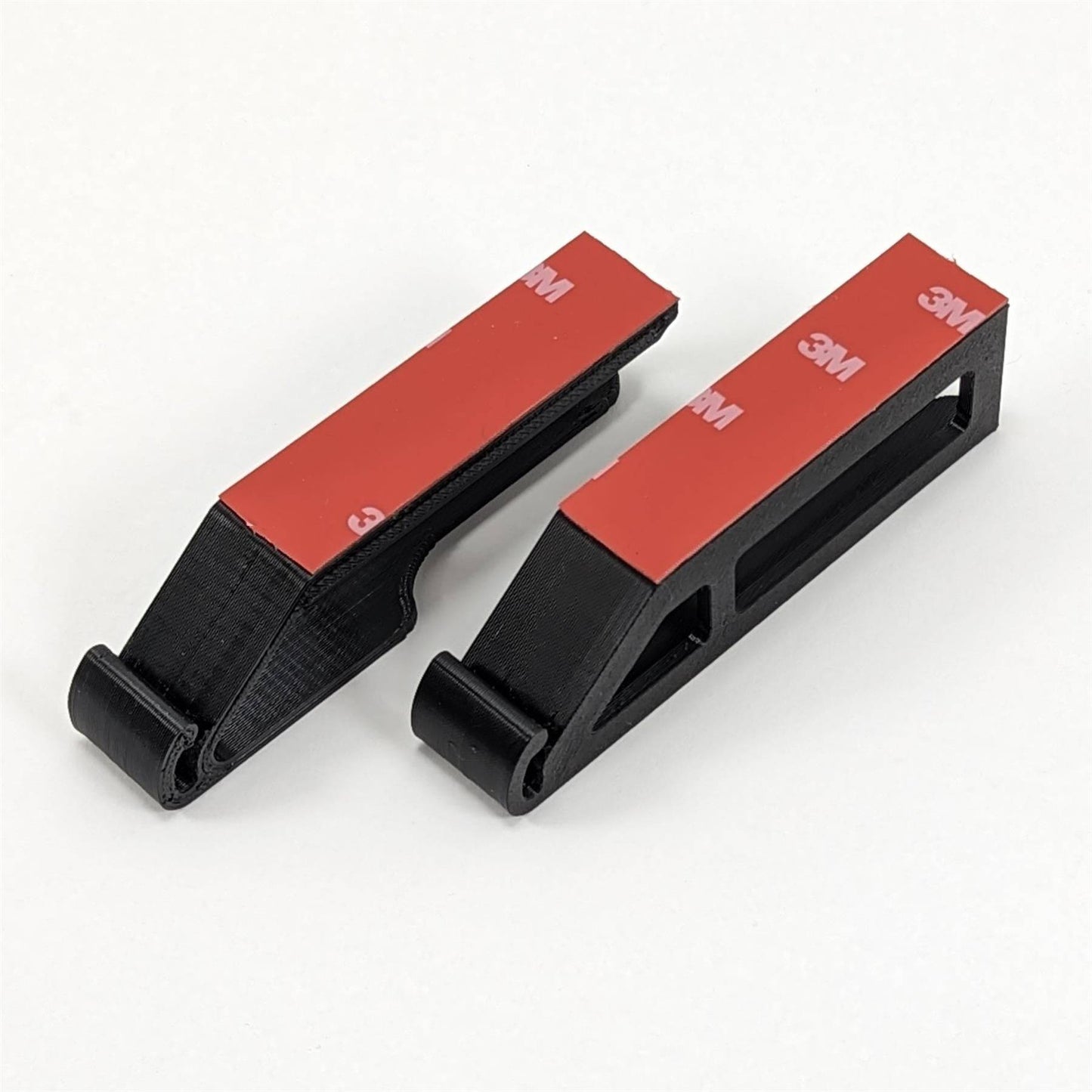 Tablet Wandhalterung Universal mit Kabelhaken (bis 19mm Dicke)