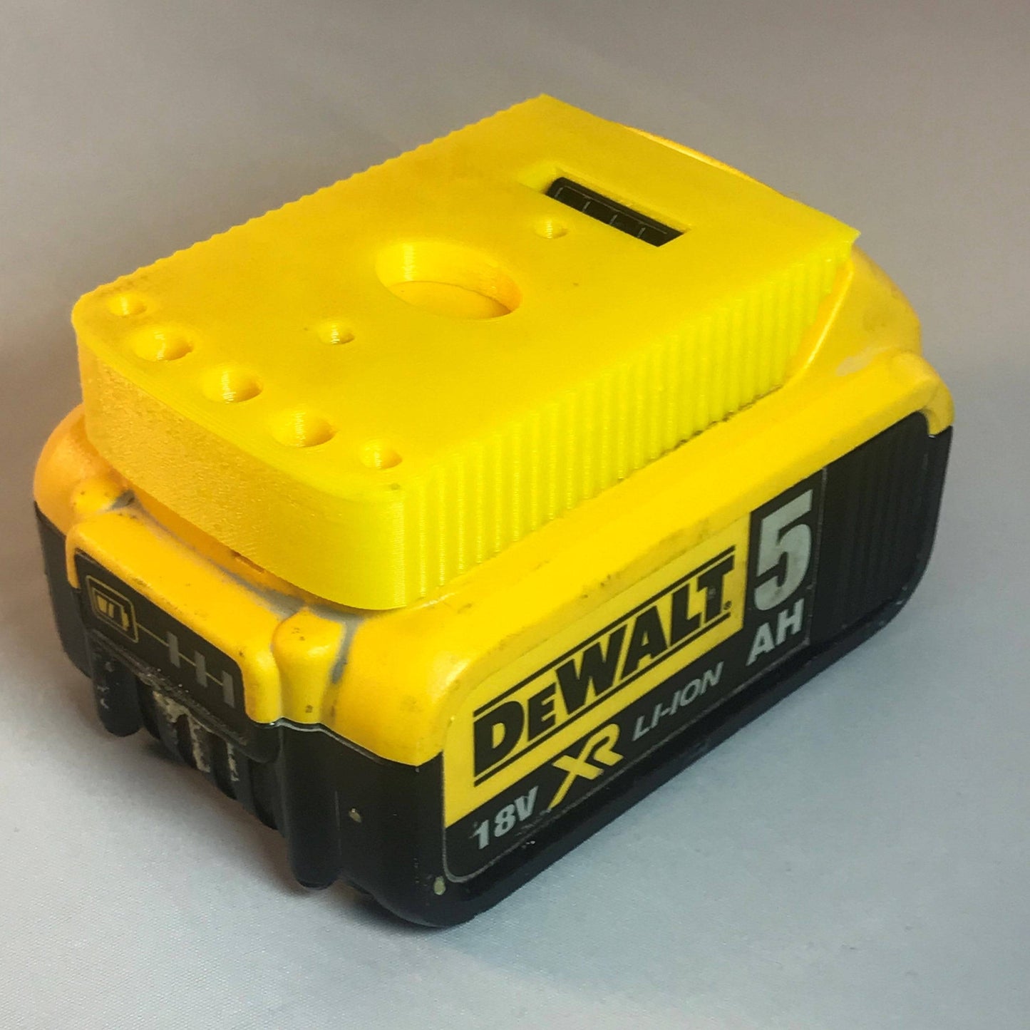 Dewalt Compatible Battery Holder/Bracket Ideal For Wall Or Shelf Mounting