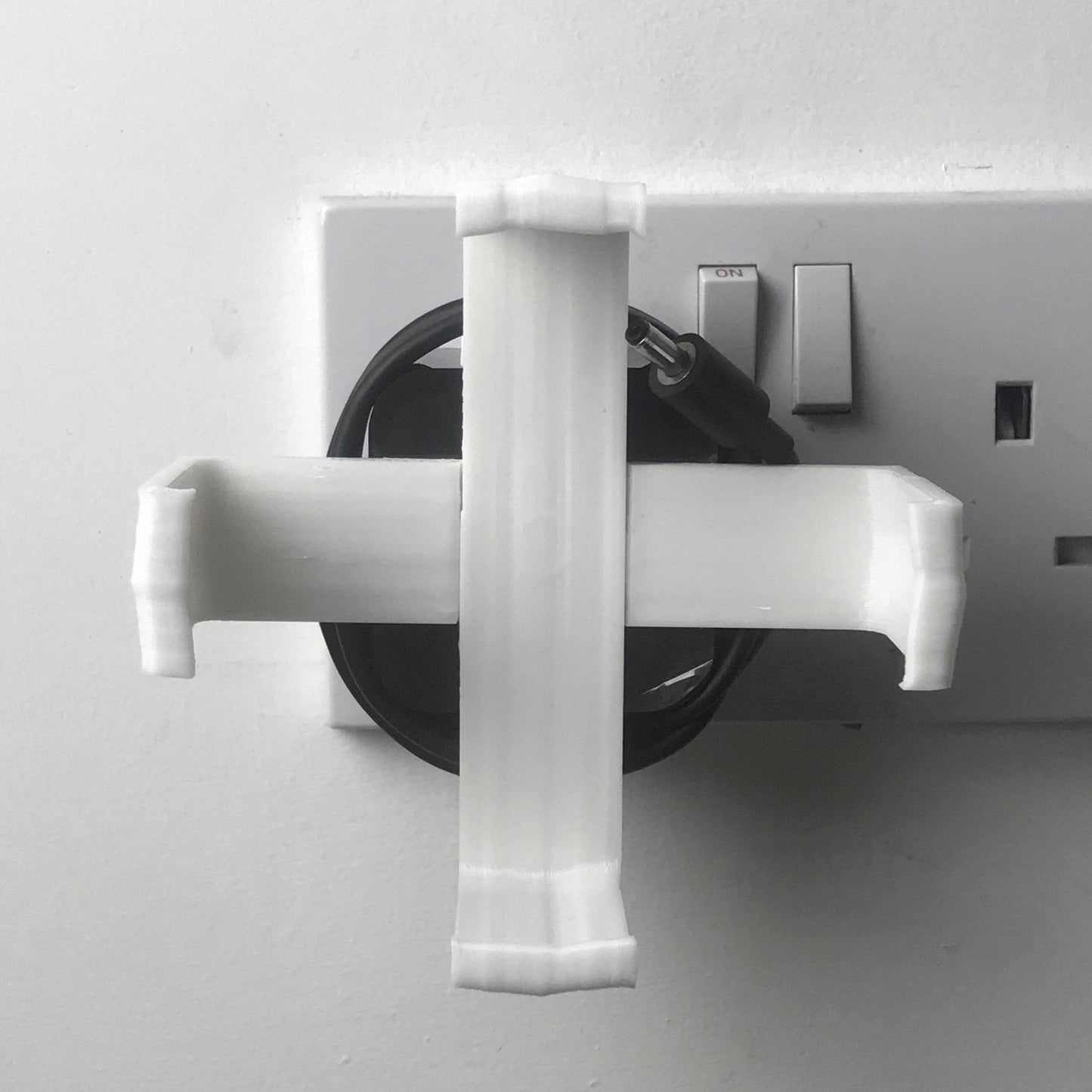 Echo Dot 3Rd Generation Plug Mount Bracket