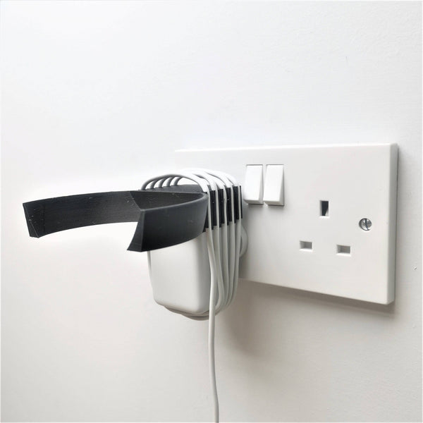 Echo Dot 4th Generation Plug Mount Plug Bracket (3pin UK) With Cable Management
