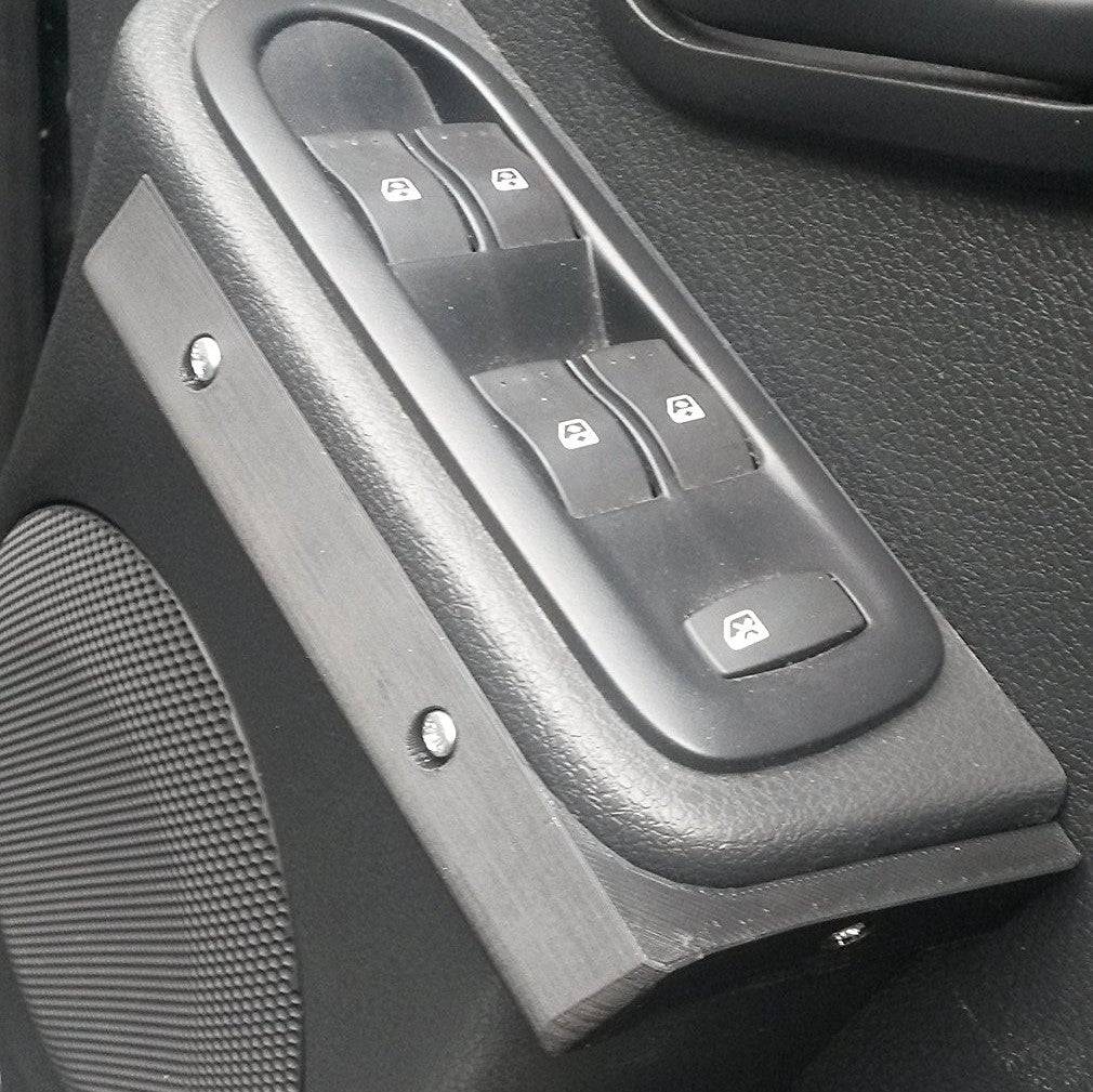 Dacia Duster Drivers Door Knee Rest : Black