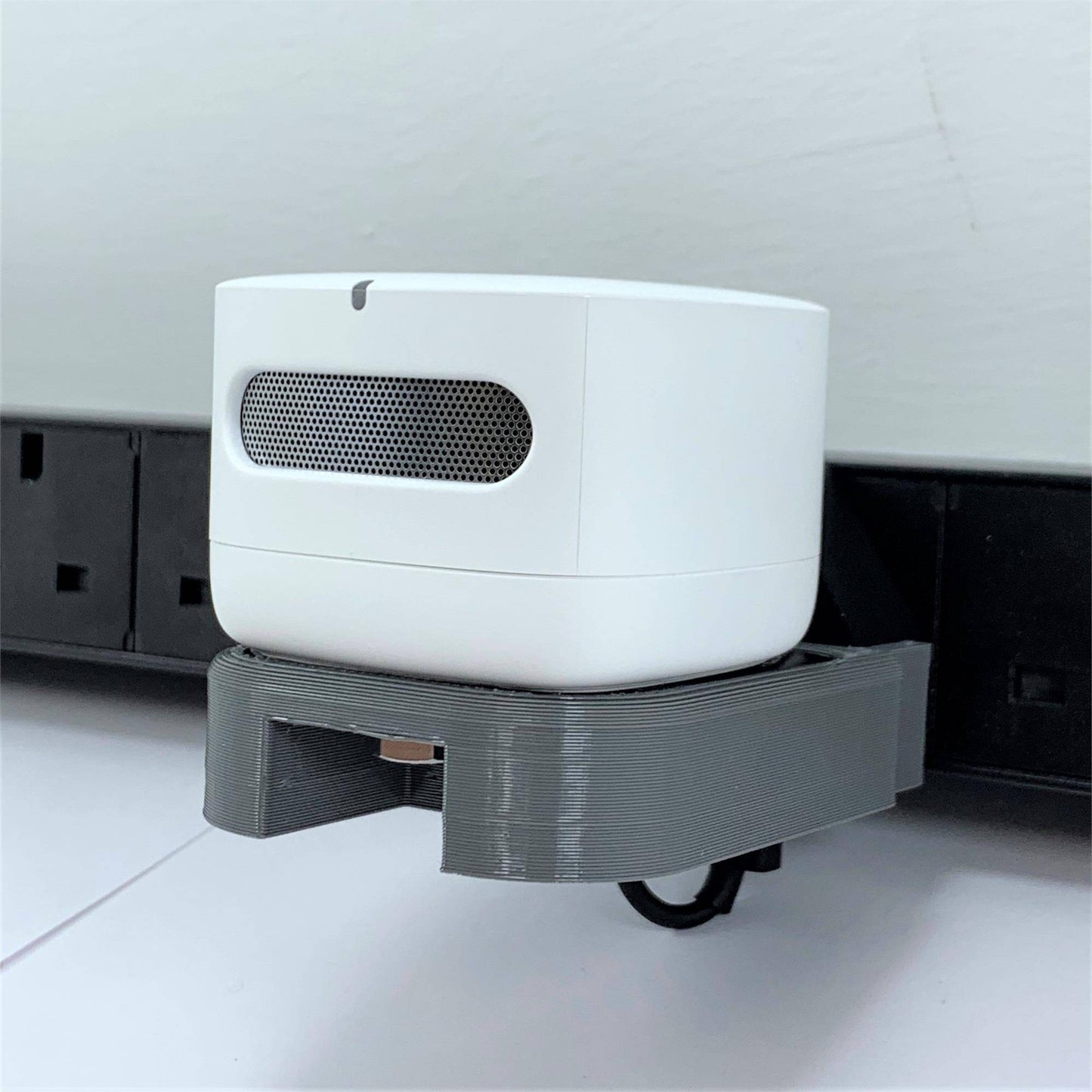 Smart Air Quality Monitor Plug Mount For Amazon