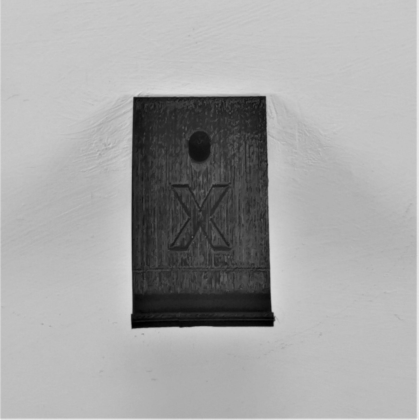 Xbox One Elite Series 1 & 2 Controller Wall Bracket, Mount Holder