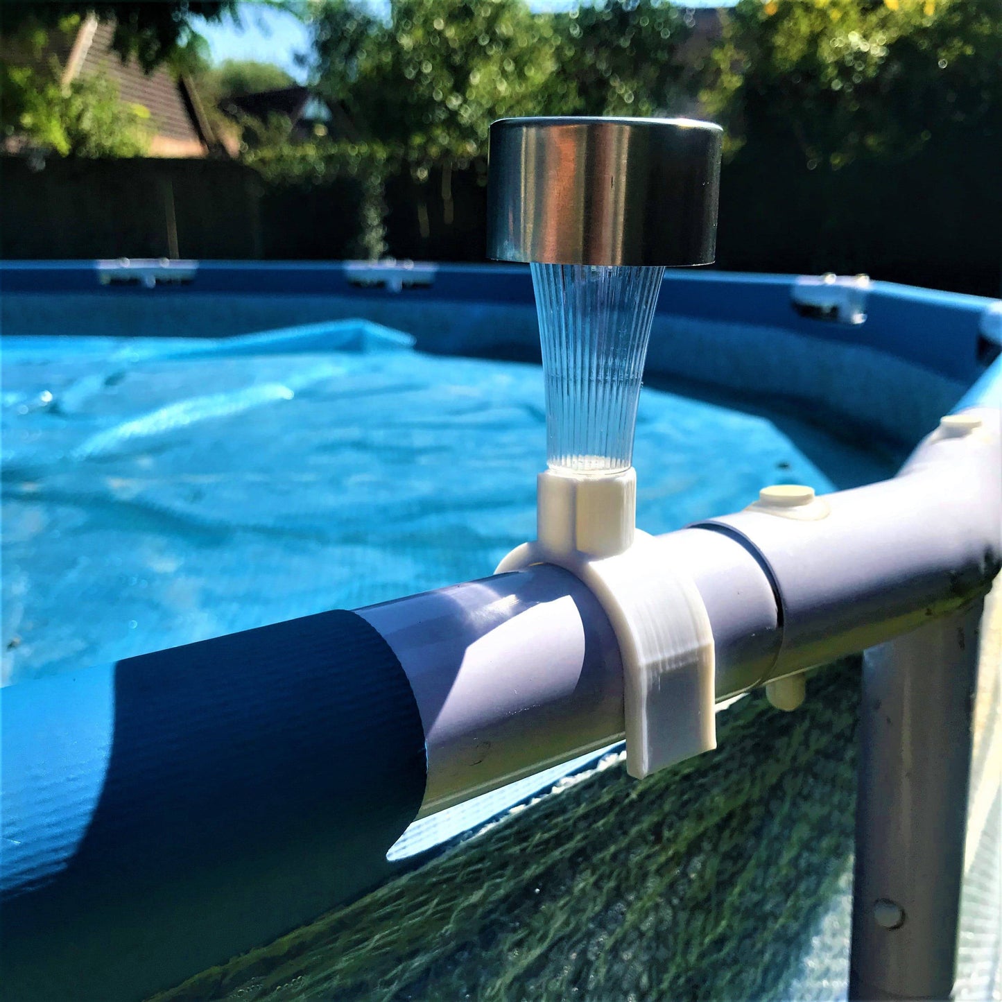 2 X Solar-LED-Beleuchtung für Schwimmbecken: Weiß: Für obere Poolschiene von 45 mm, z.B. Intex Pools