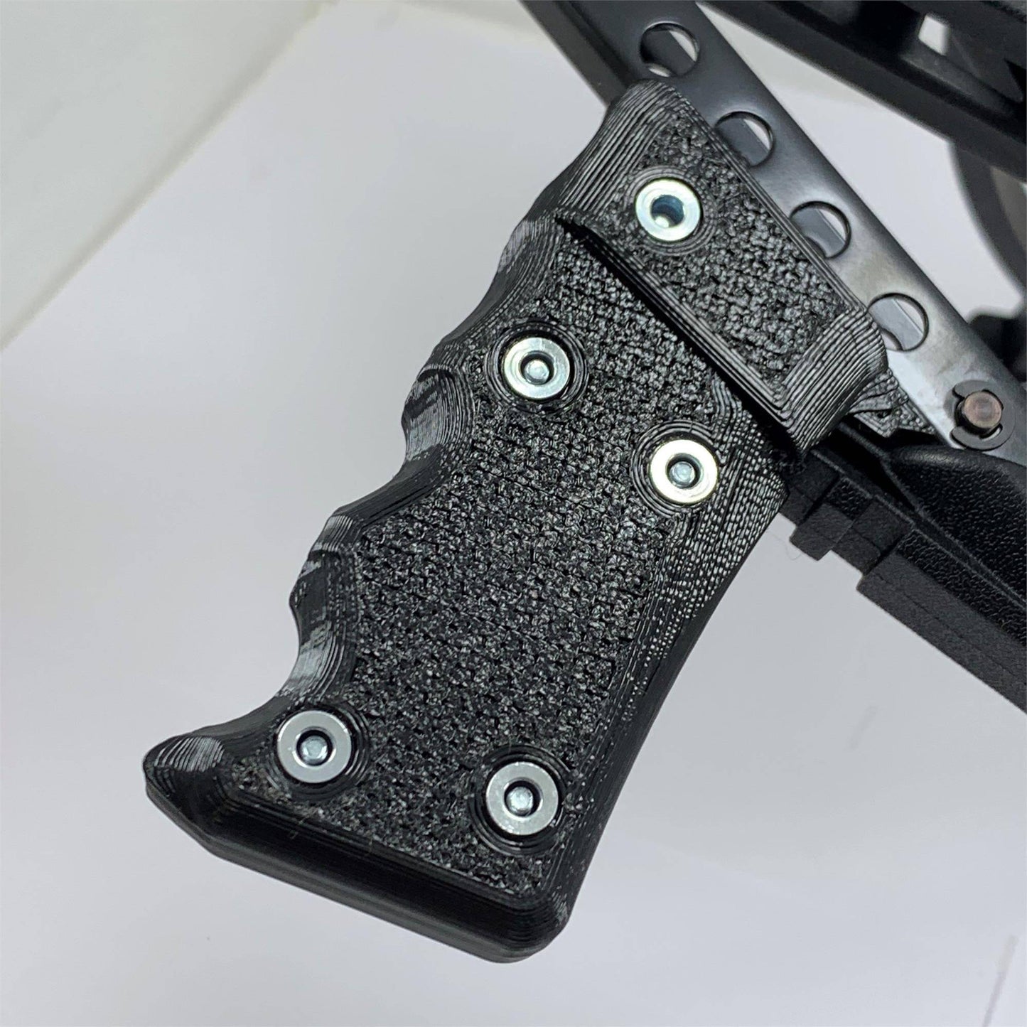 EK Cobra R9 Adder Front Foregrip Accessory