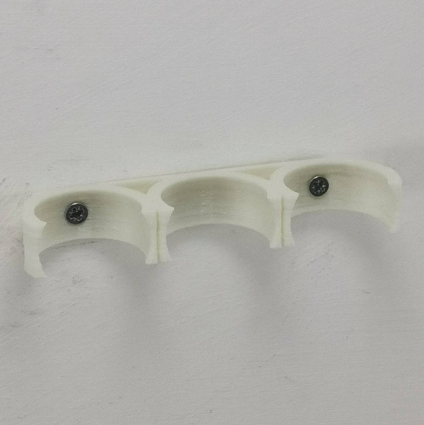 Table Tennis Ping Pong Ball Bracket / Mount For 3 Balls : Screw Fit