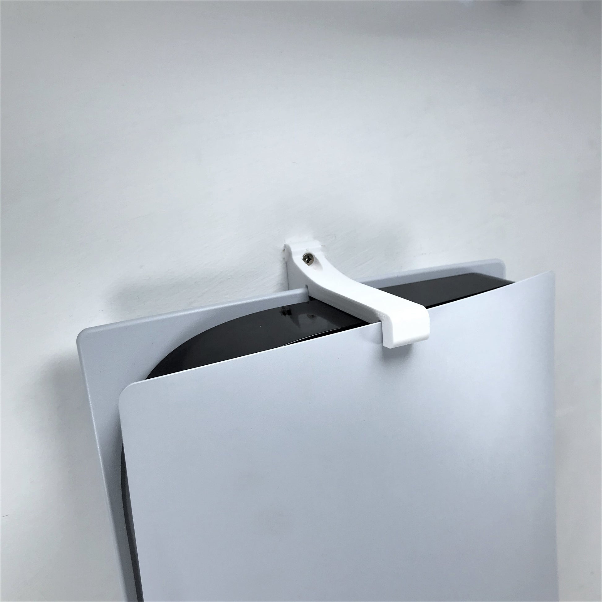 3D Cabin PS5 Wall Mount Wall Bracket Holder Stand For Play Station 5 Disc Triple Support Any Orientation - 3DCabin