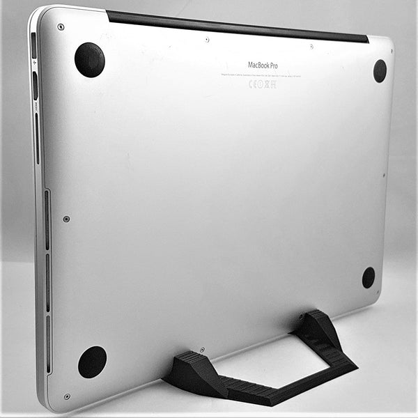 Macbook Retina Vertical Desk Stand Black : For Both 13" And 15" Retina Macbook Pro Models