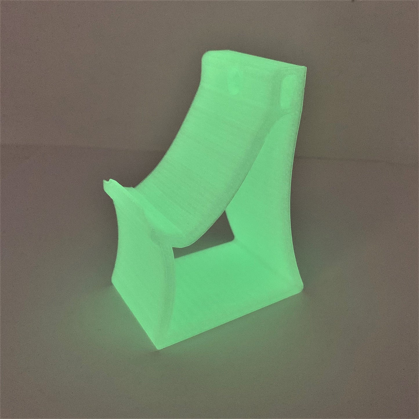 3D Cabin PS5 Controller Stand For Dual Sense Play Station 5 Glow In The Dark - 3DCabin